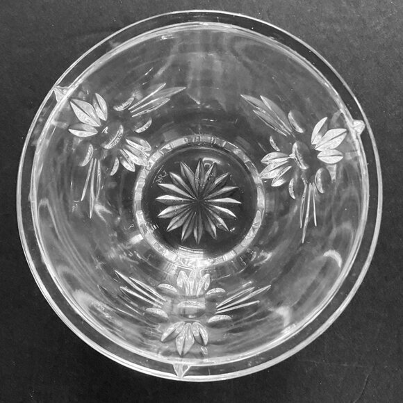 MARQUIS Waterford "Sunburst" Crystal Bowl EUC - Picture 5 of 7
